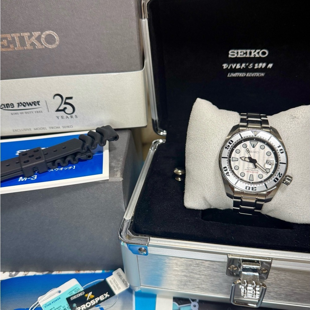 Seiko “Silver Sumo” Date Silver Dial Auto Mens Classic Watch *Limited Edition* - Picture 7 of 7